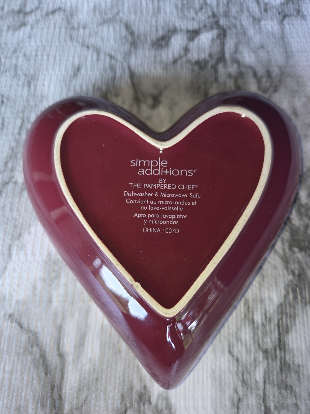 Heart-Shaped Ceramic Serving Bowl Simple Additions In Deep Raspberry Pink - Picture 2 of 3